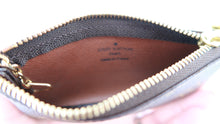 Load image into Gallery viewer, Louis Vuitton Monogram Key Pouch