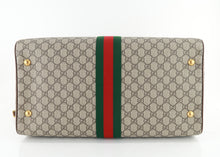 Load image into Gallery viewer, Gucci Supreme Canvas Savoy Medium Duffle