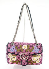 Load image into Gallery viewer, Gucci Limited Edition Marmont Flap Floral Pink