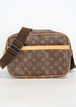 Load image into Gallery viewer, Louis Vuitton Monogram Reporter