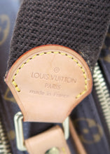 Load image into Gallery viewer, Louis Vuitton Monogram Reporter