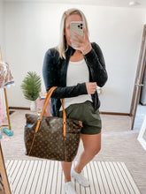 Load image into Gallery viewer, Louis Vuitton Monogram Totally GM