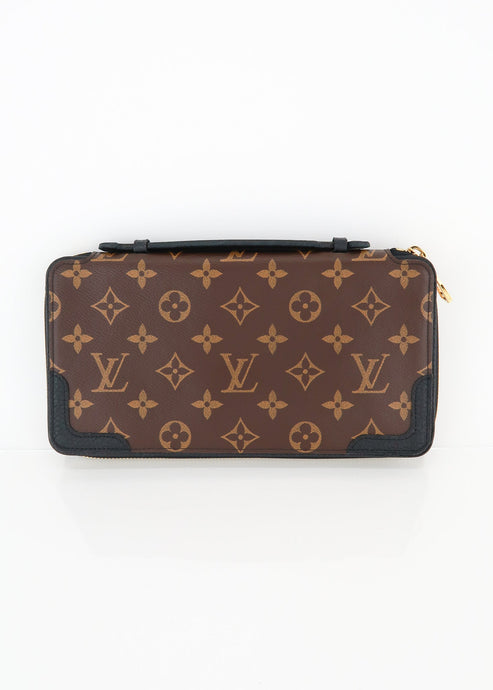 Louis Vuitton Monogram Daily Organizer Wallet