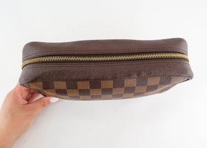 Louis Vuitton Damier Ebene Trousse Toiletry 23