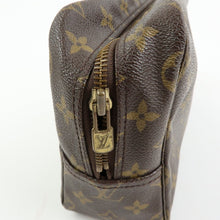 Load image into Gallery viewer, Louis Vuitton Monogram Toiletry 28