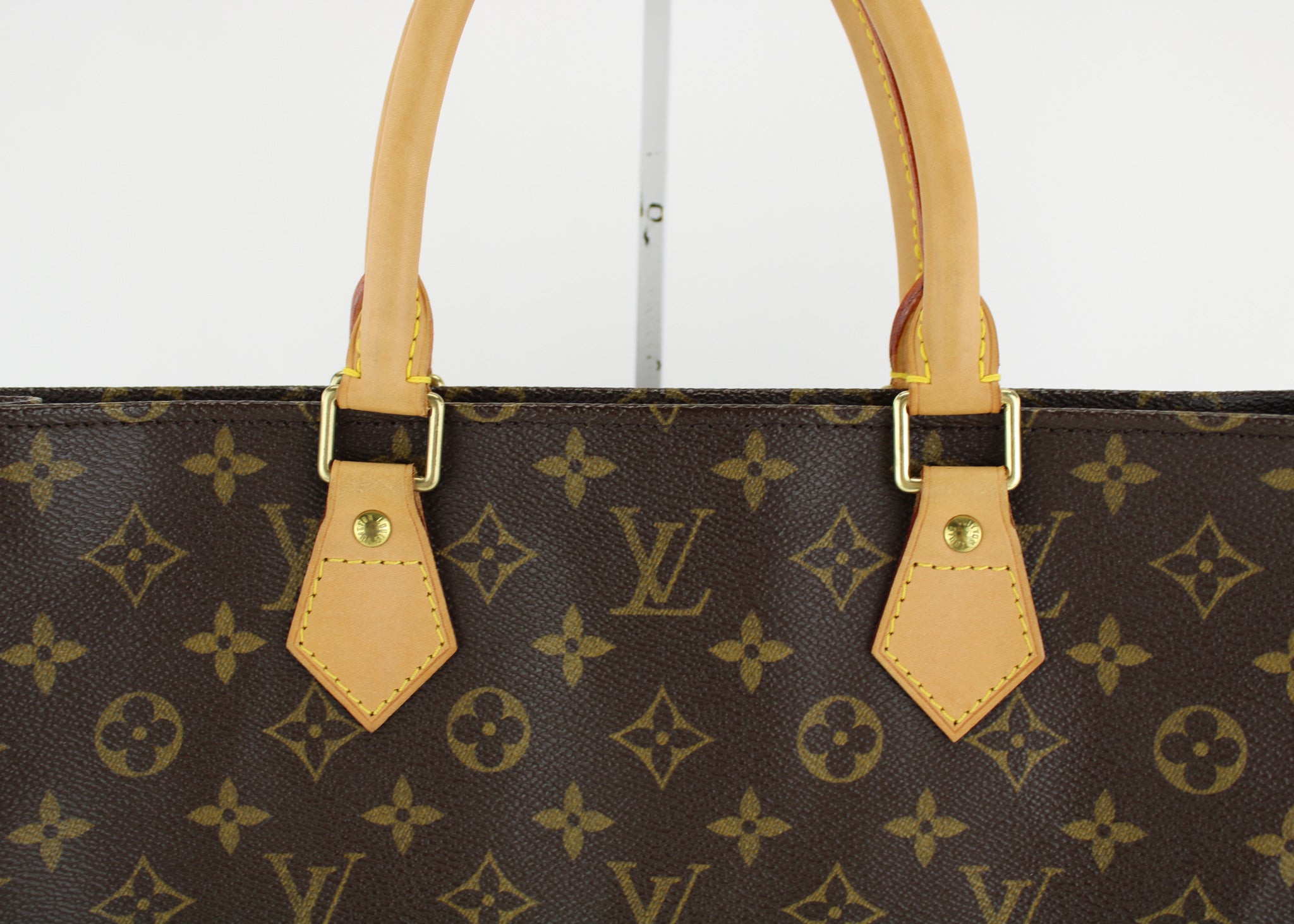 Sold at Auction: LOUIS VUITTON, A SAC PLAT TOTE STYLED IN MONOGRAM COATED  CANVAS WITH VACHETTA LEATHER TRIM, 37 X 36 X 9CM, A/F
