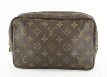 Load image into Gallery viewer, Louis Vuitton Monogram Toiletry 23