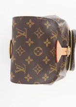 Load image into Gallery viewer, Louis Vuitton Monogram Montsouris MM