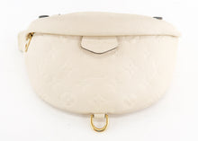 Load image into Gallery viewer, Louis Vuitton Empriente Bumbag White