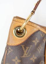Load image into Gallery viewer, Louis Vuitton Monogram Galliera PM