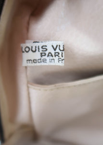 Louis Vuitton Monogram Toiletry 23