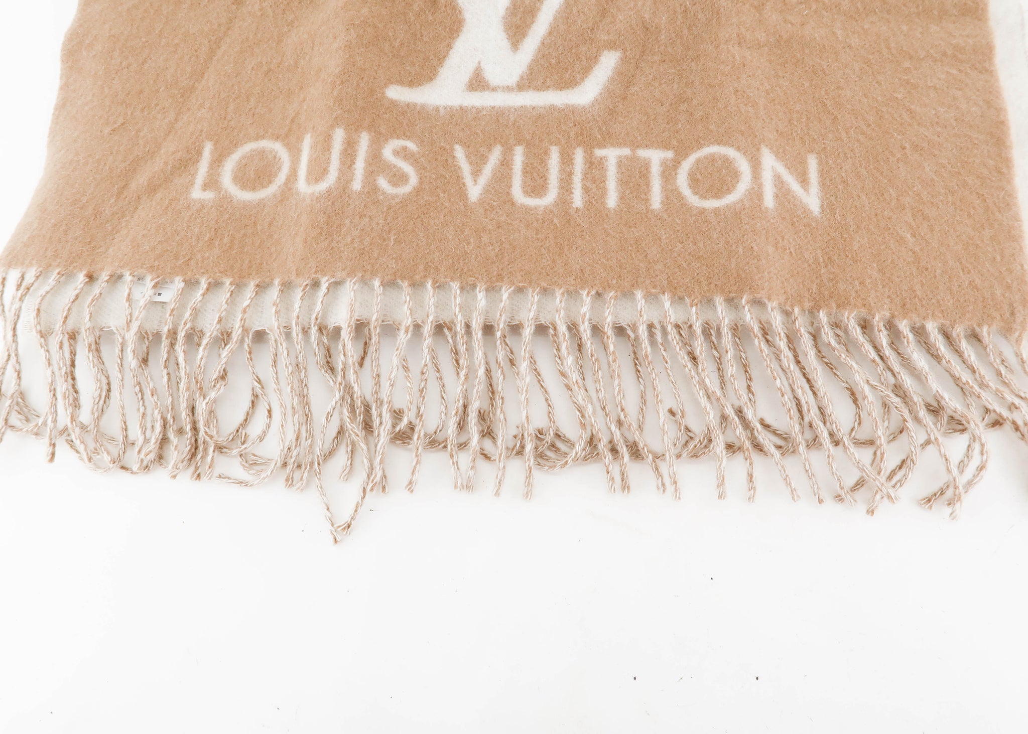 Louis Vuitton Reykjavik Scarf