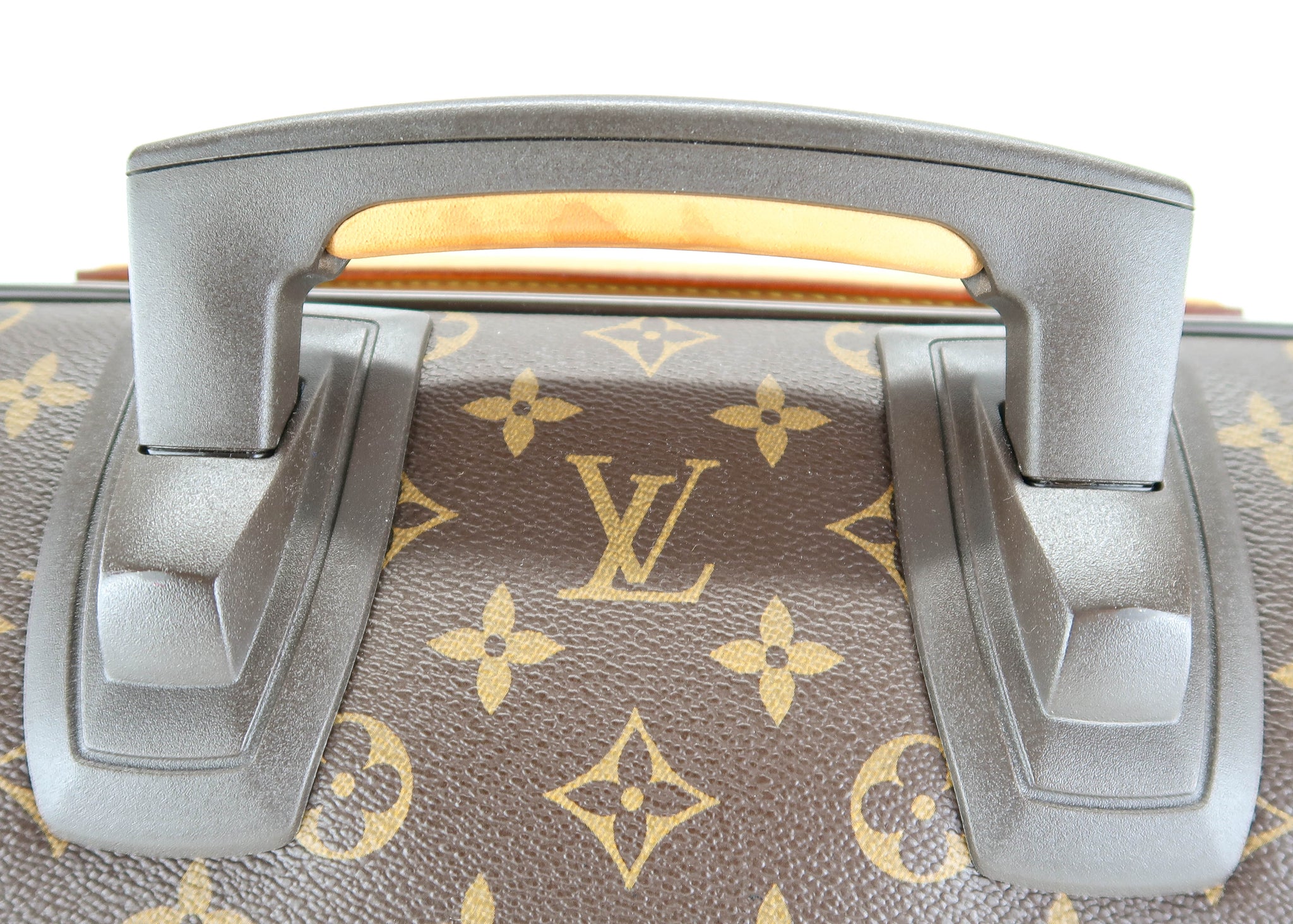 Louis Vuitton Pegase 60 Damier — LSC INC