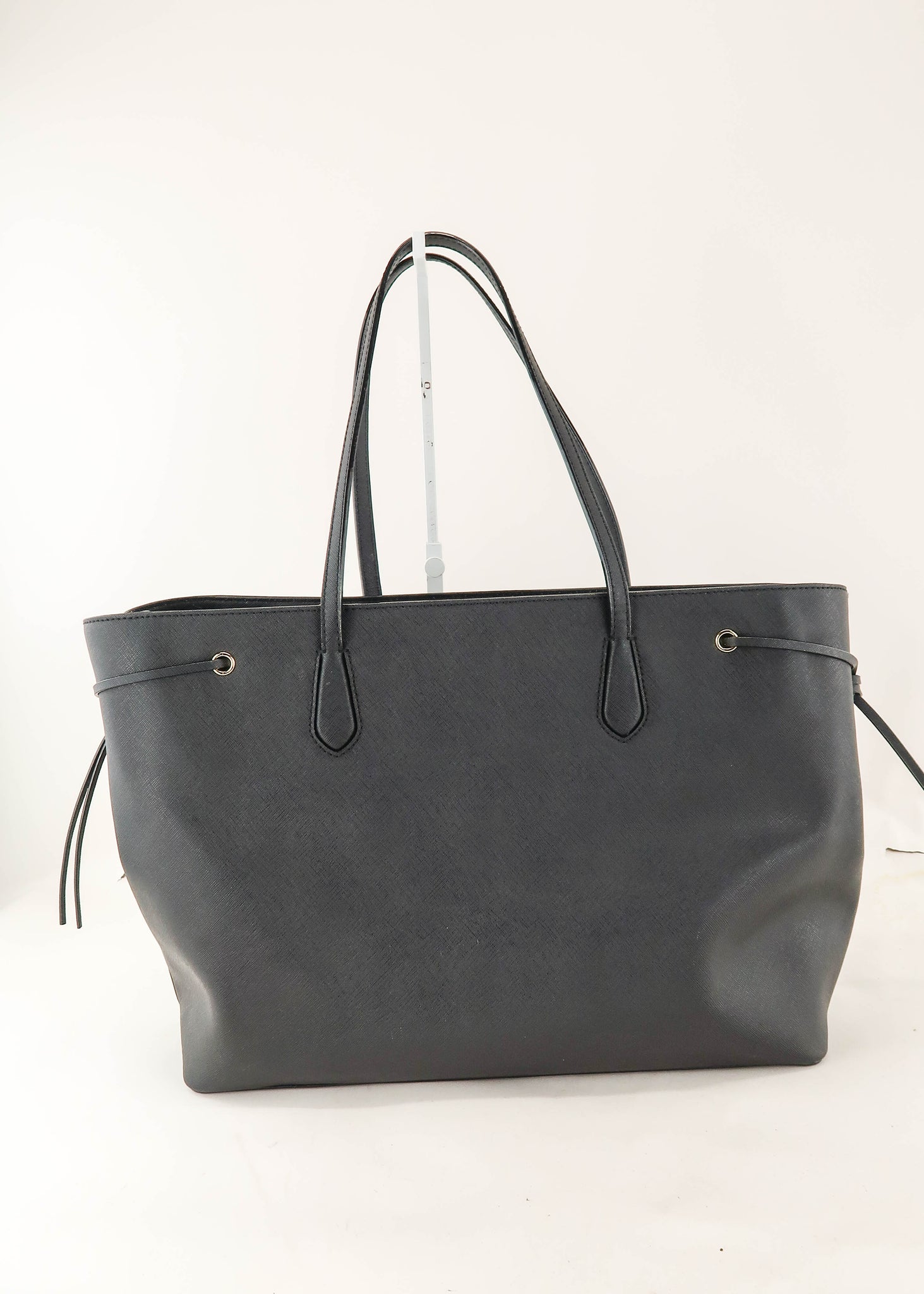 Kate spade outlet saffiano tote