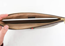 Load image into Gallery viewer, Gucci Ophidia Supreme Clutch