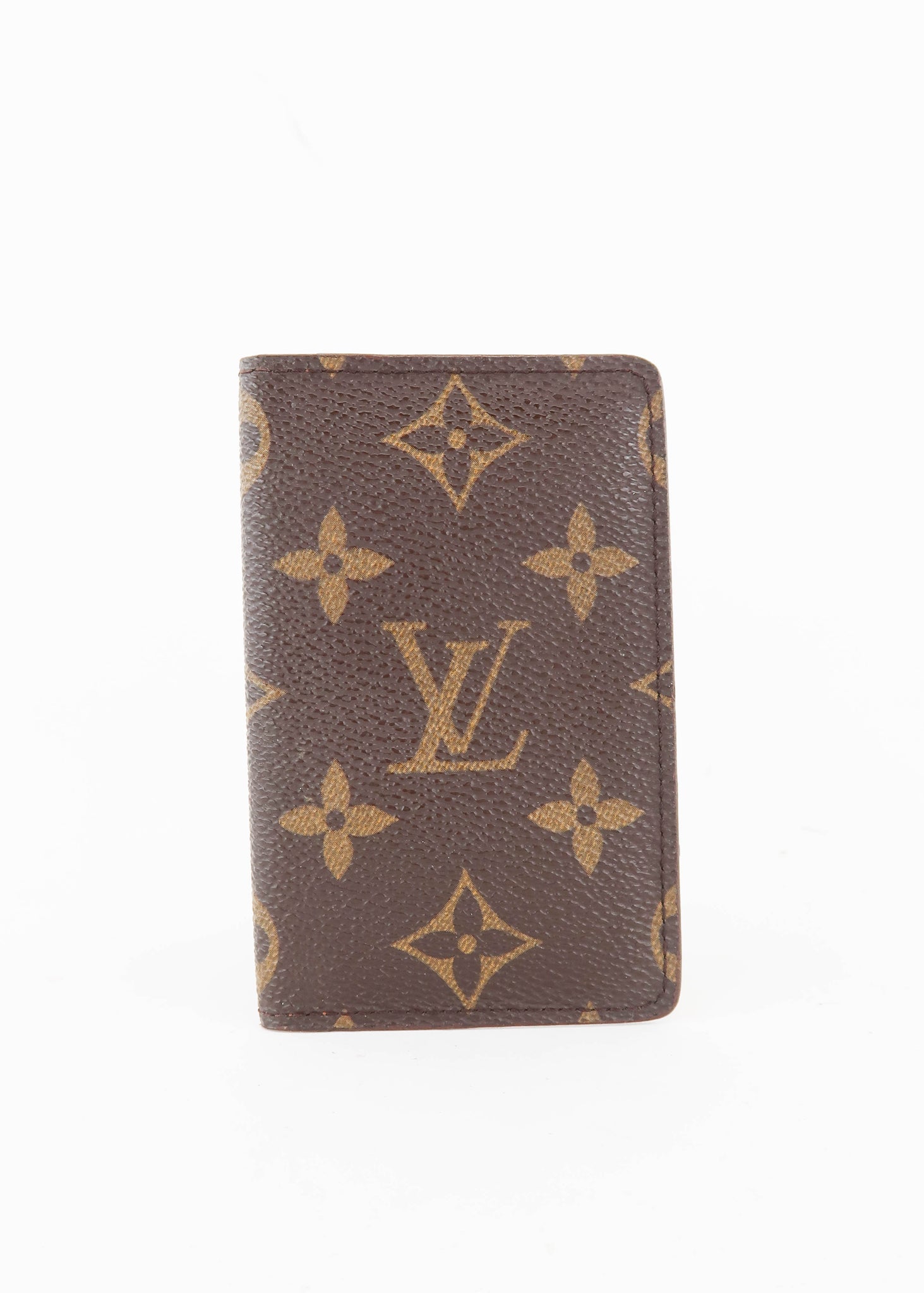 How many cards fit in the Louis Vuitton Pocket Organizer? 