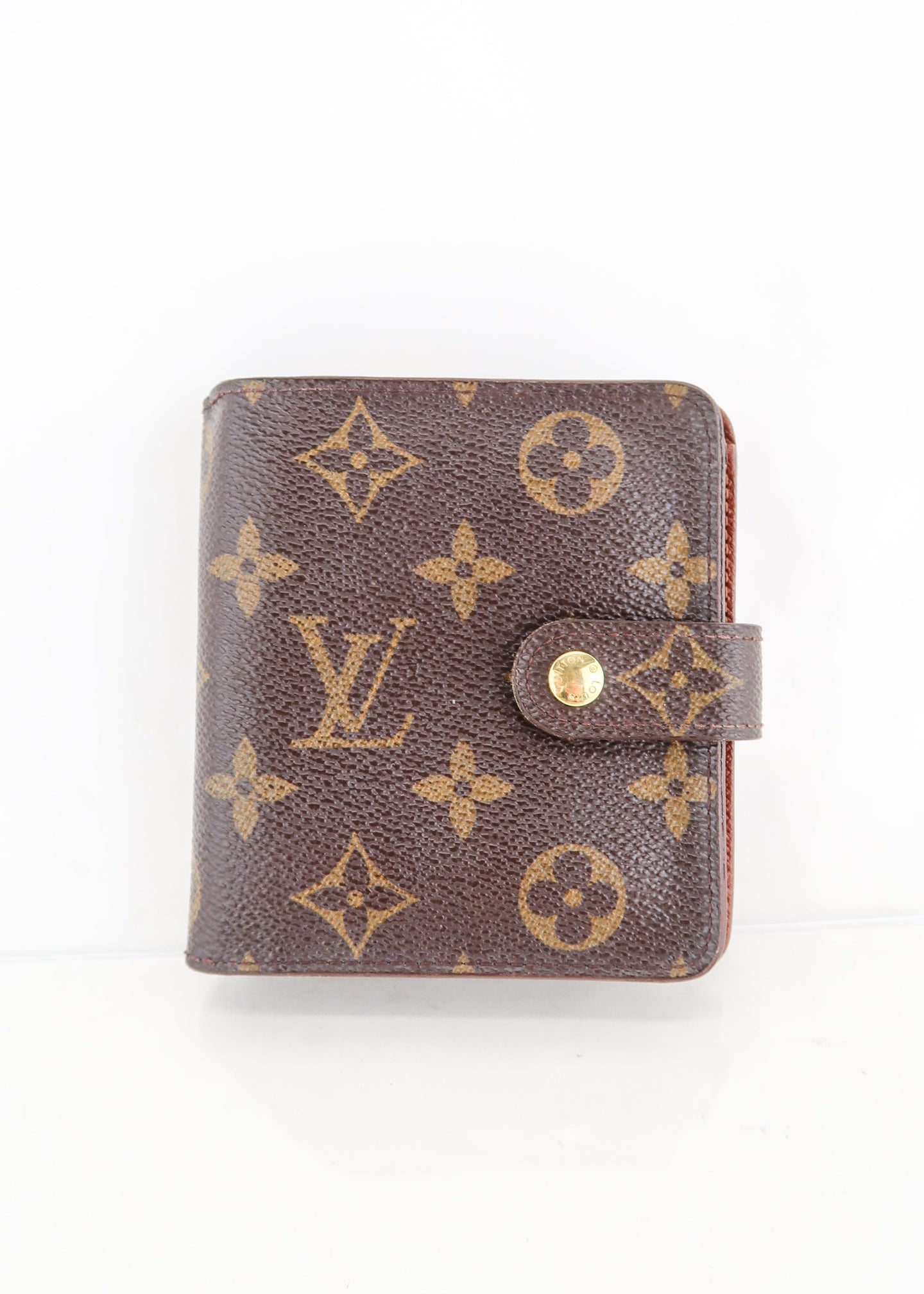 Louis Vuitton Multicartes Holder Compact Wallet in Monogram