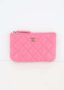 chanel classic pouch