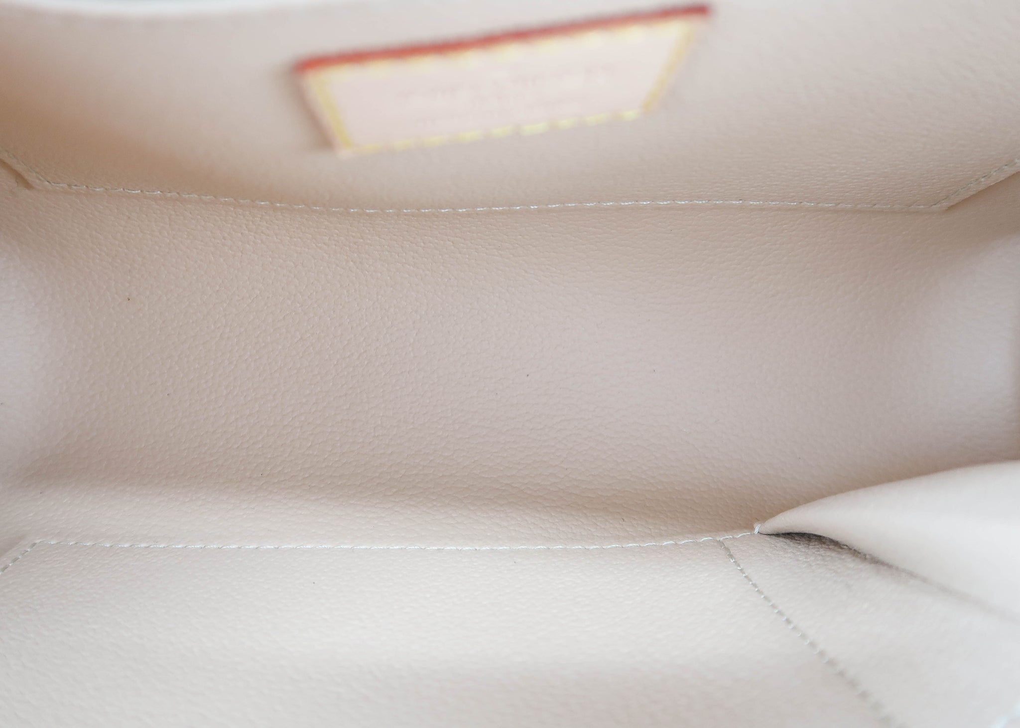 Authentic Louis Vuitton Damier Azur Cosmetic Pouch GM – Paris