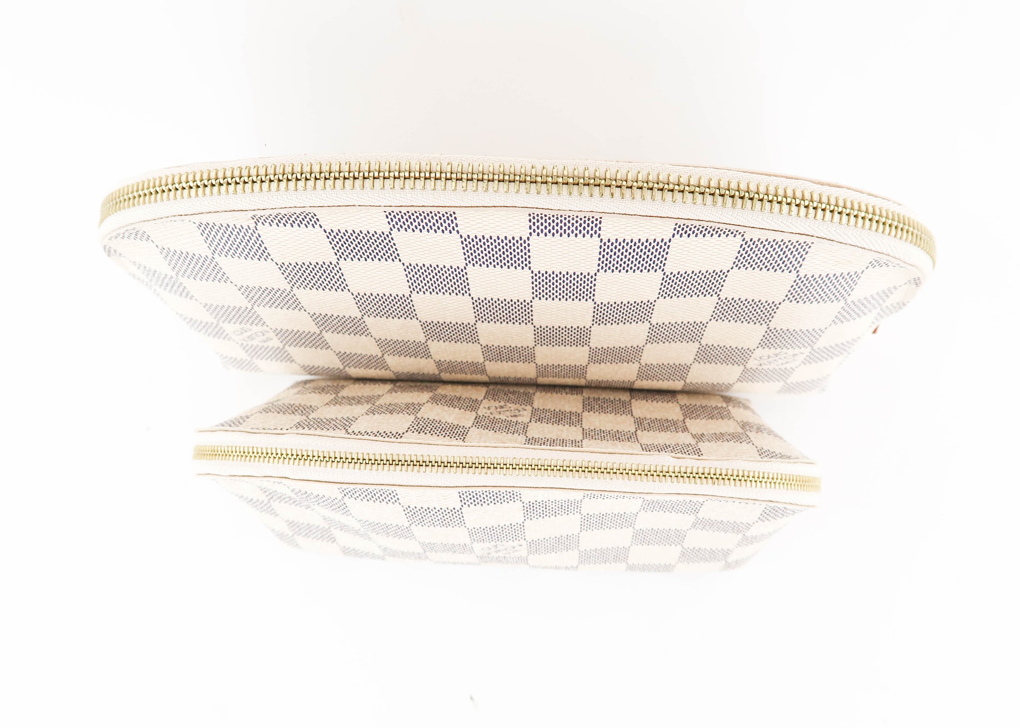 ⭐Discontinued Rare Damier Azur Cosmetic Pouch GM