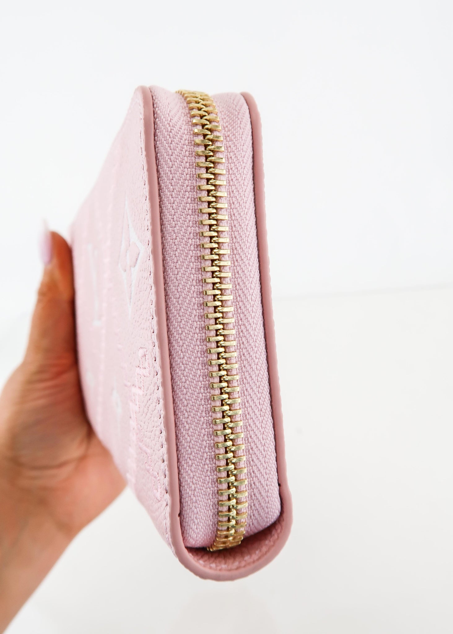 louis vuitton wallet pink zipper