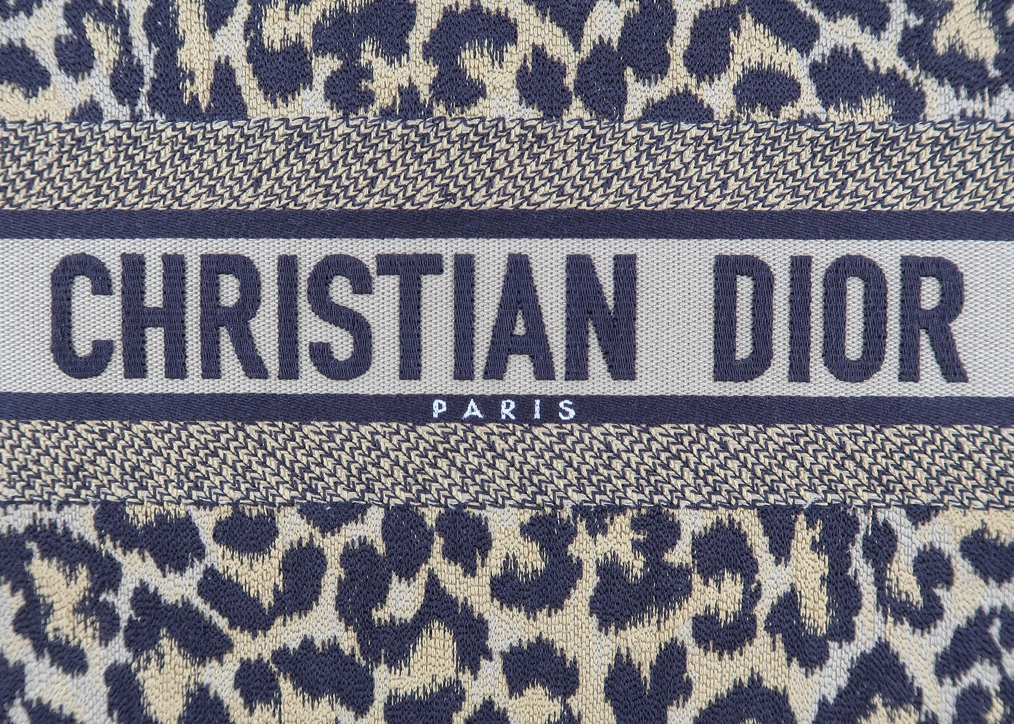Christian Dior Mizza Book Tote Large Bag Canvas Beige Leopard pattern  50-MA-1201