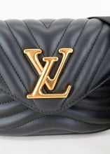 Load image into Gallery viewer, Louis Vuitton New Wave Multi-Pochette Black