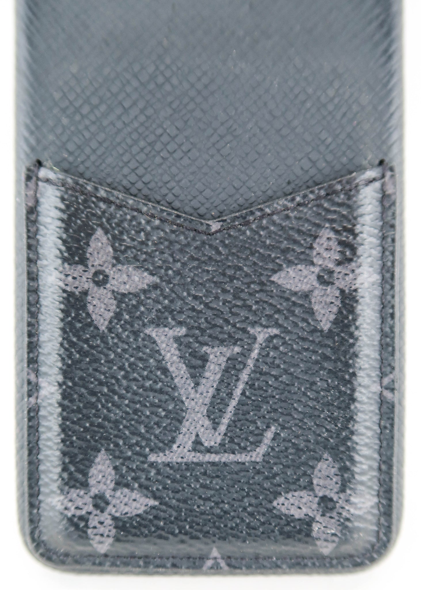 Louis Vuitton Damier Graphite iPhone 11 Pro Bumper Case - Black Technology,  Accessories - LOU804446