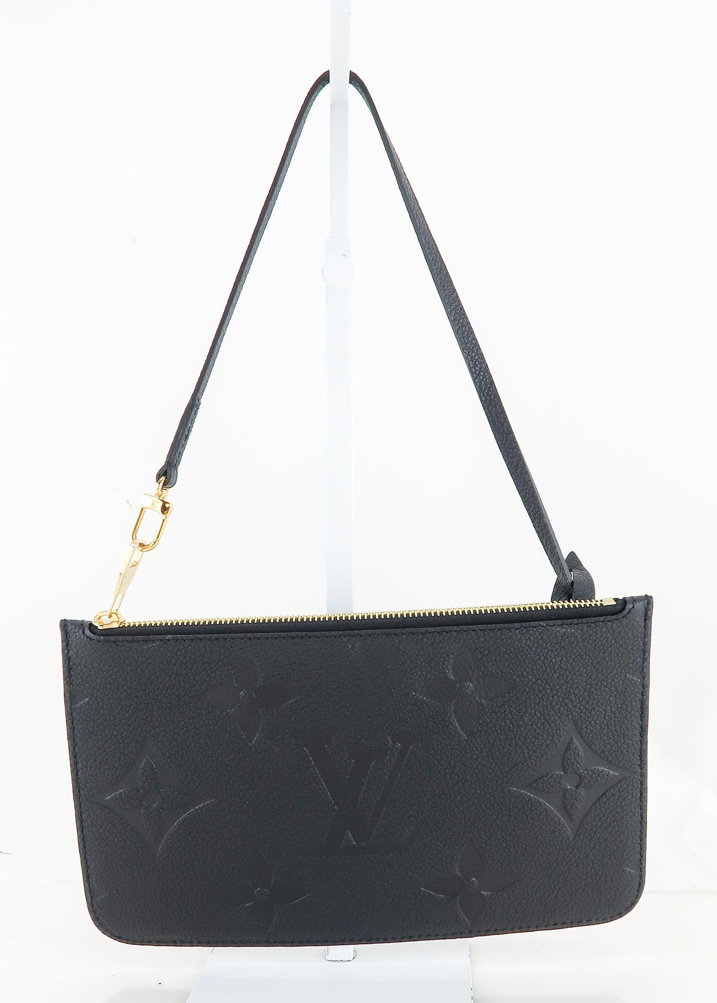 Louis Vuitton Empreinte Neverfull Pochette Black – DAC