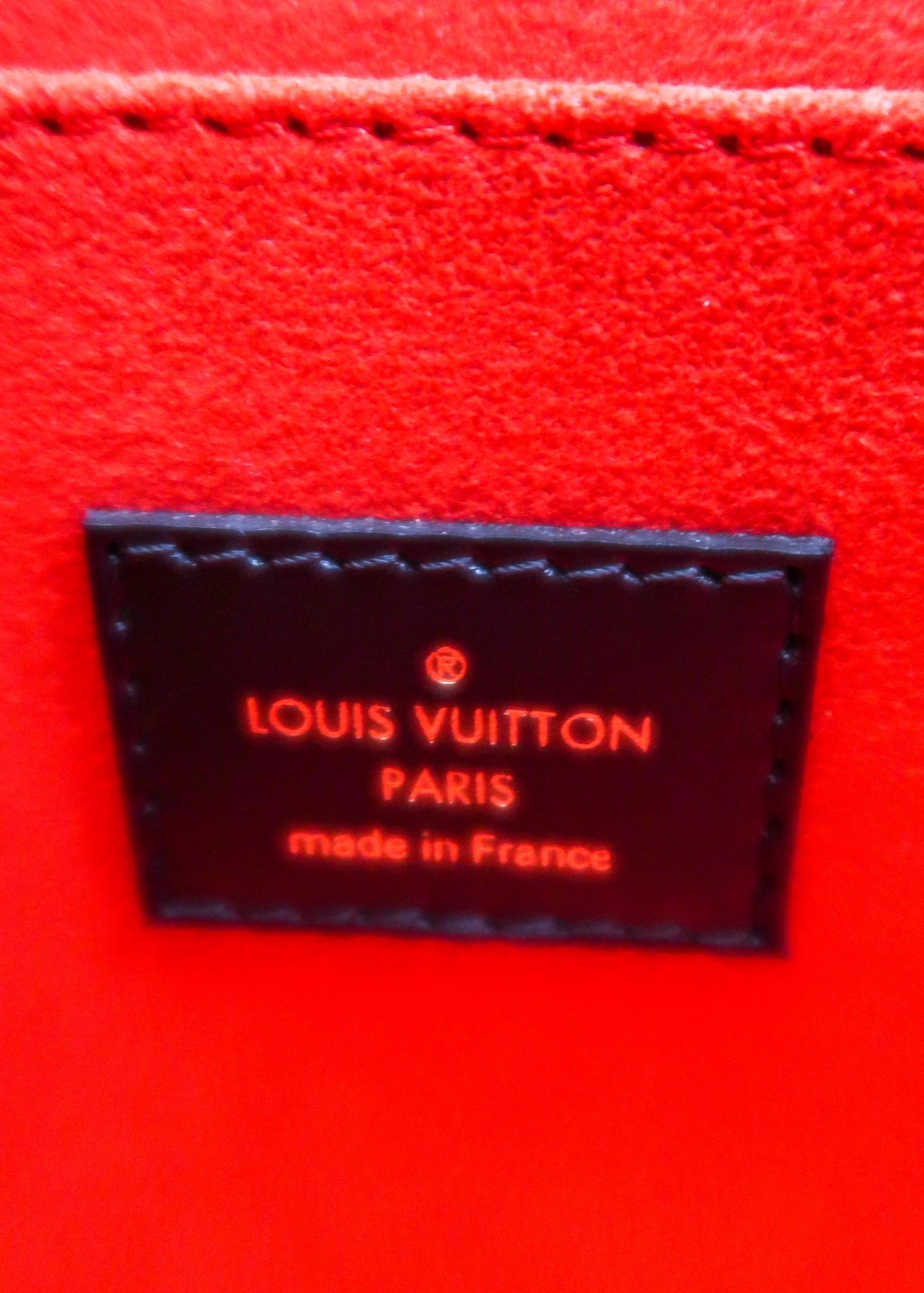 Louis Vuitton On The Go MM, Fall In Love, New in Box WA001