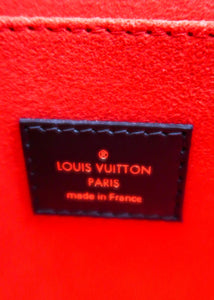 Louis Vuitton Monogram Fall In Love OnTheGo MM