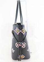 Load image into Gallery viewer, Louis Vuitton Wild at Heart Neverfull MM Black