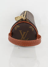 Load image into Gallery viewer, Louis Vuitton Monogram Round Pen Case