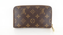 Load image into Gallery viewer, Louis Vuitton Monogram Compact Zippy