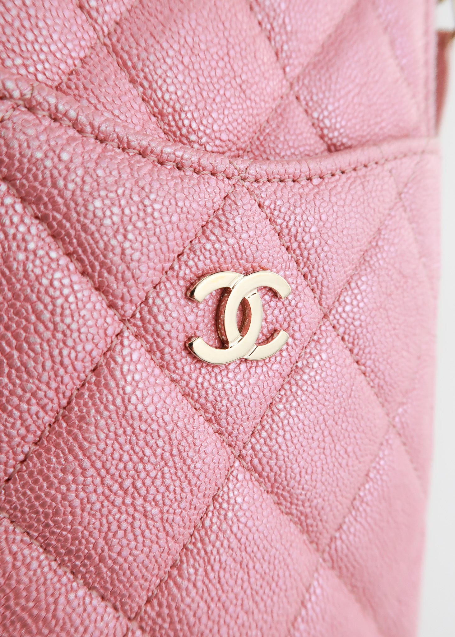 Chanel Caviar Iridescent Pink Flat Wallet – DAC