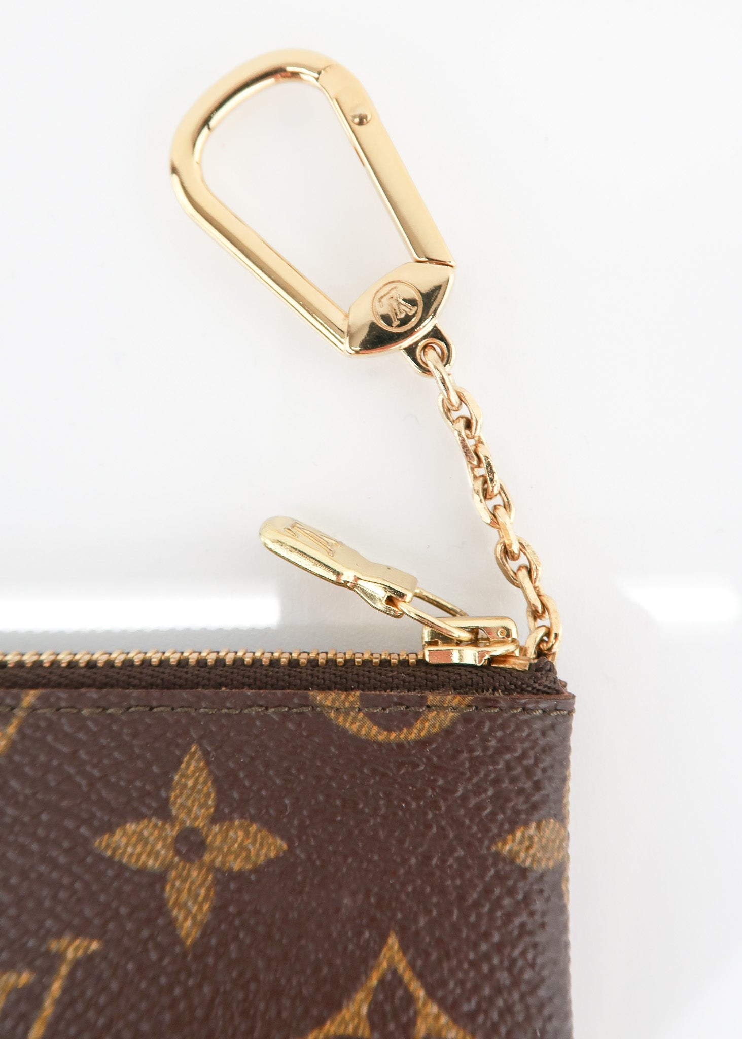 🔴 Louis Vuitton Key Pouch Cles - Monogram