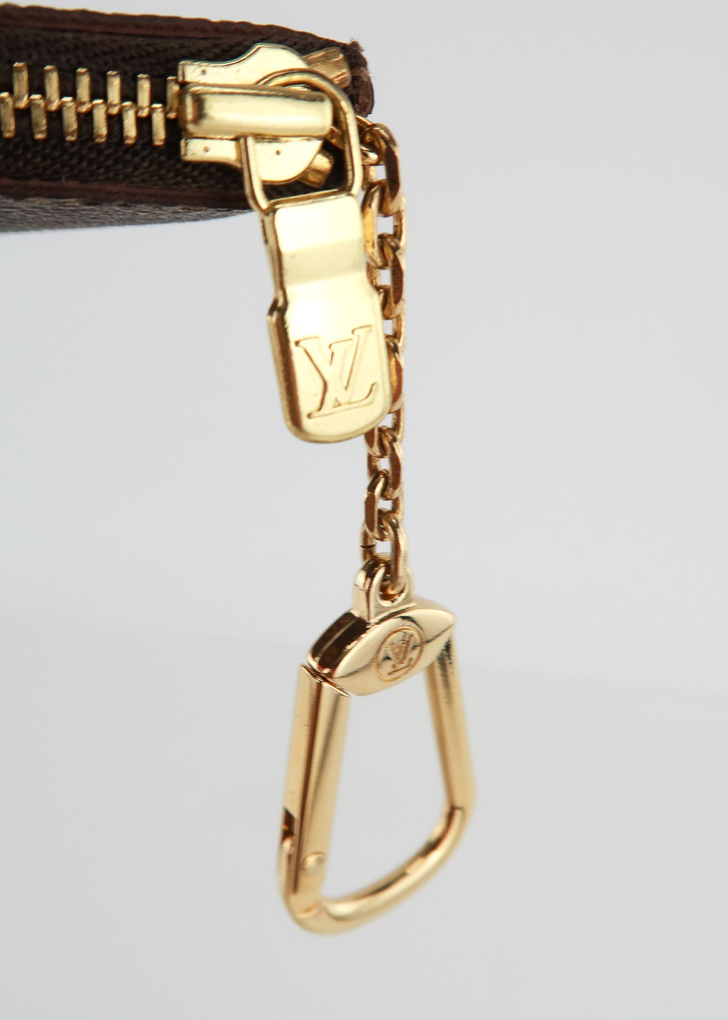 Louis Vuitton key cles monogram CA0955