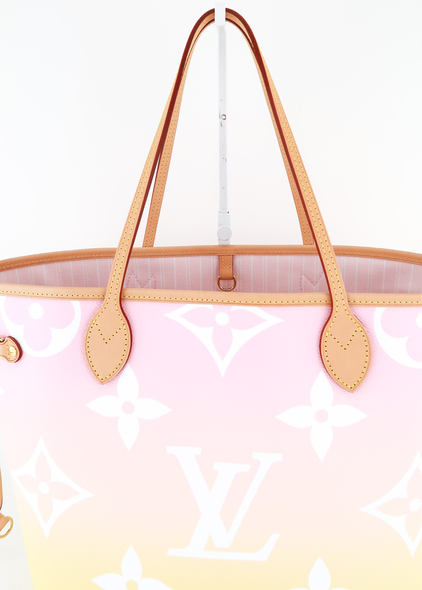 LOUIS VUITTON Monogram Giant By The Pool Neverfull MM Light Pink 1240296