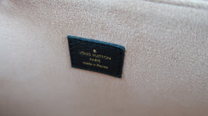 Louis Vuitton Monogram Flanderin Black