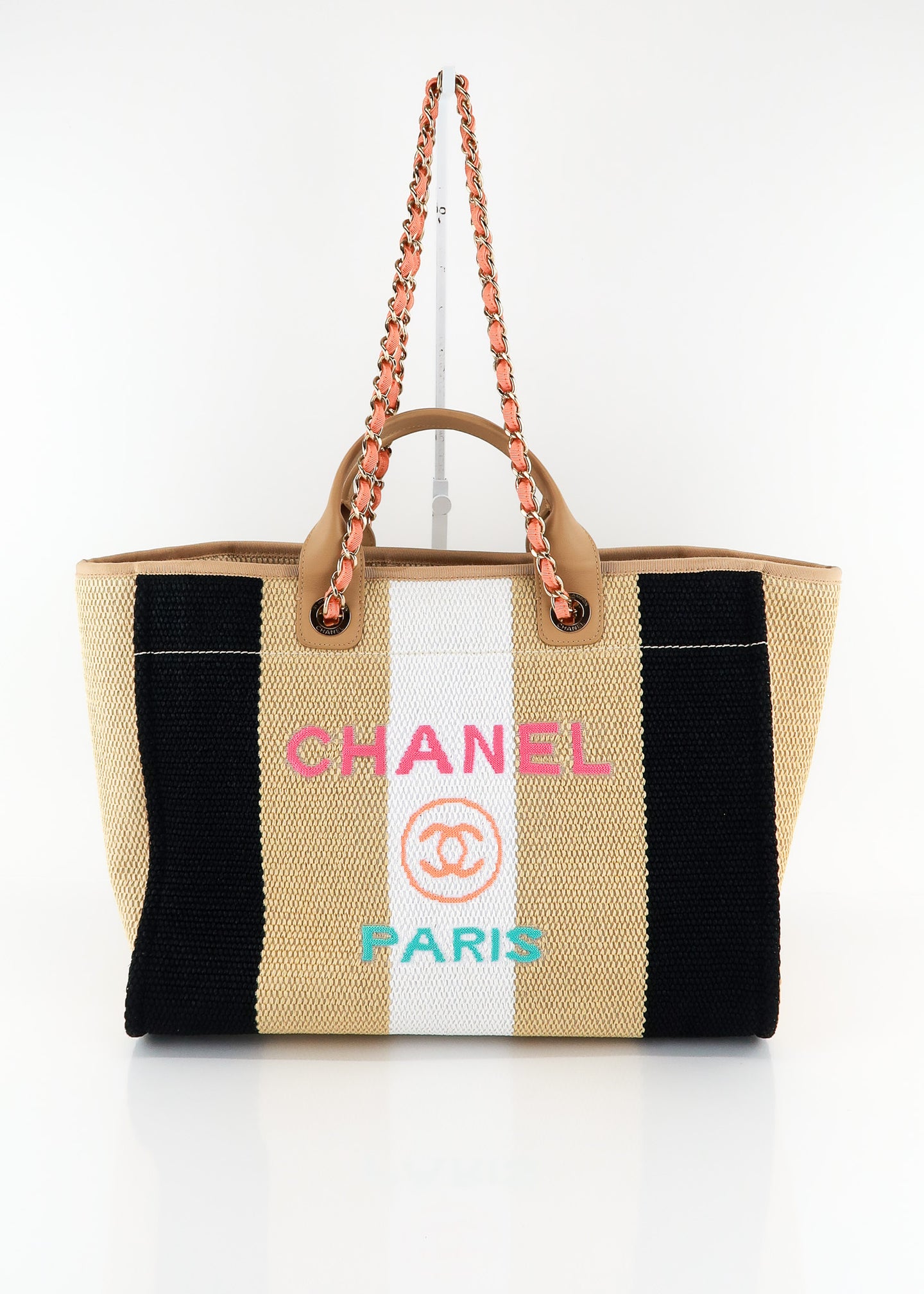 Chanel Grey Woven Straw Raffia Medium Deauville Tote Chanel
