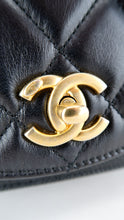 Load image into Gallery viewer, Chanel Square 19 Flap Small Black