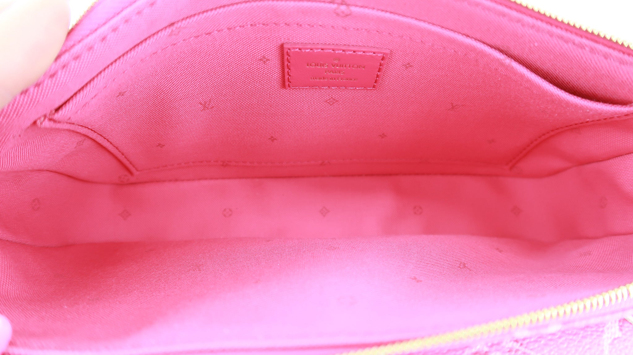 Louis Vuitton Fall For You Monogram Maxi Multi Pochette Accessoires - Pink  Shoulder Bags, Handbags - LOU653697