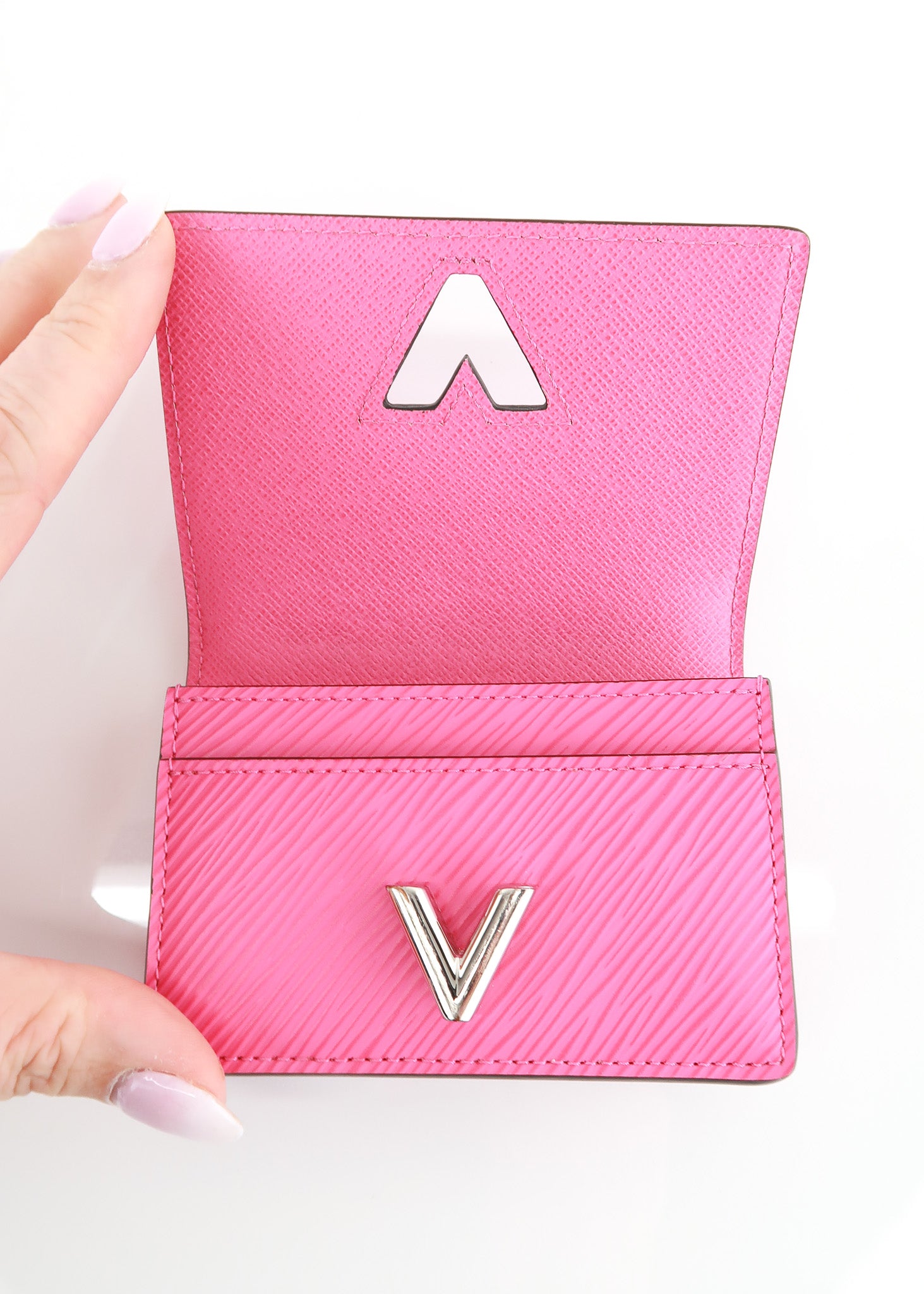 Louis Vuitton Multicolor Pink Epi Leather Trio Card Case Wallet Keychain  863137 For Sale at 1stDibs