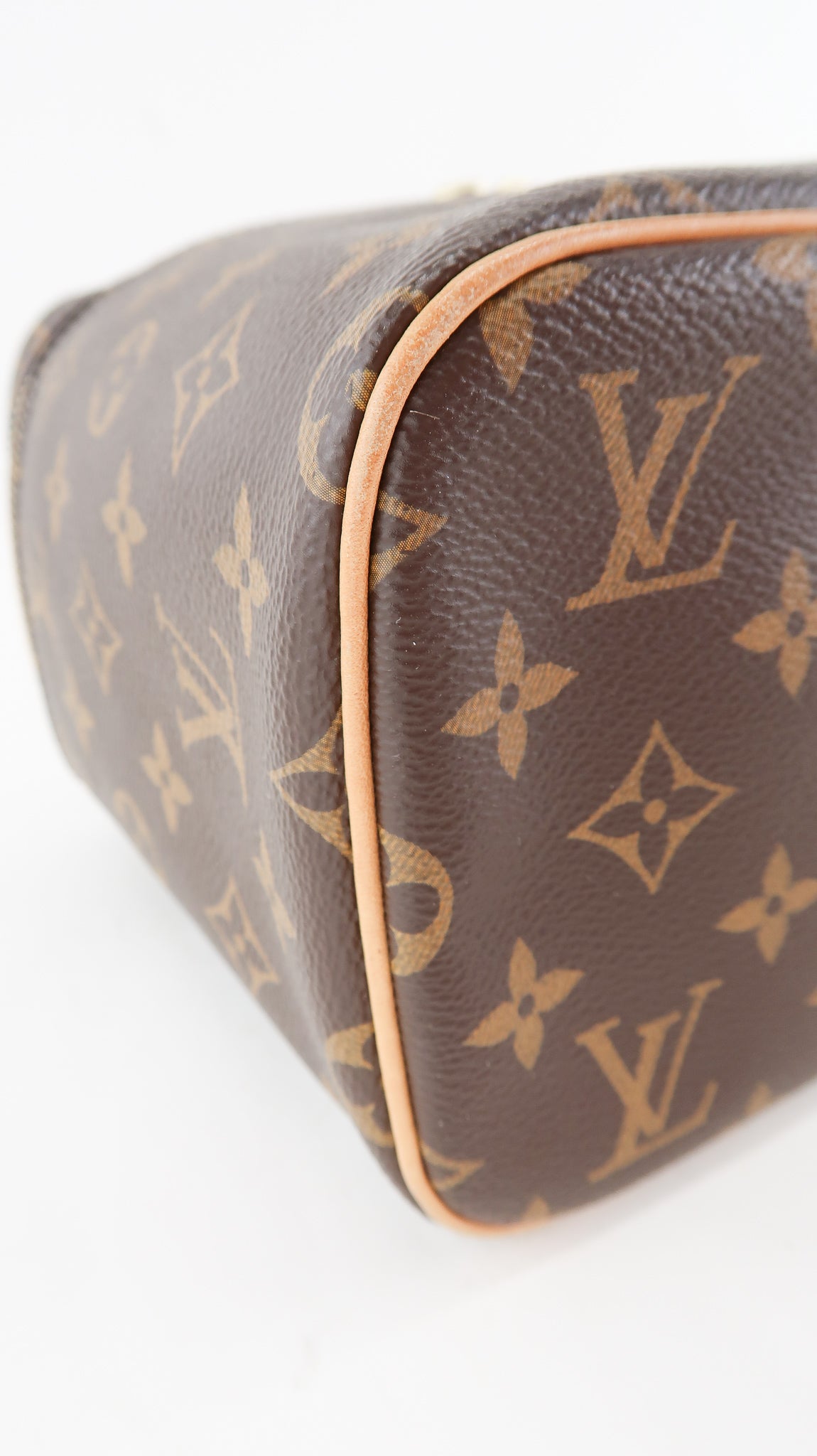 Louis Vuitton Nice BB vanity case, $1,399.00 Comes with original box, dust  bag & authenticity. Tap to shop 🤎