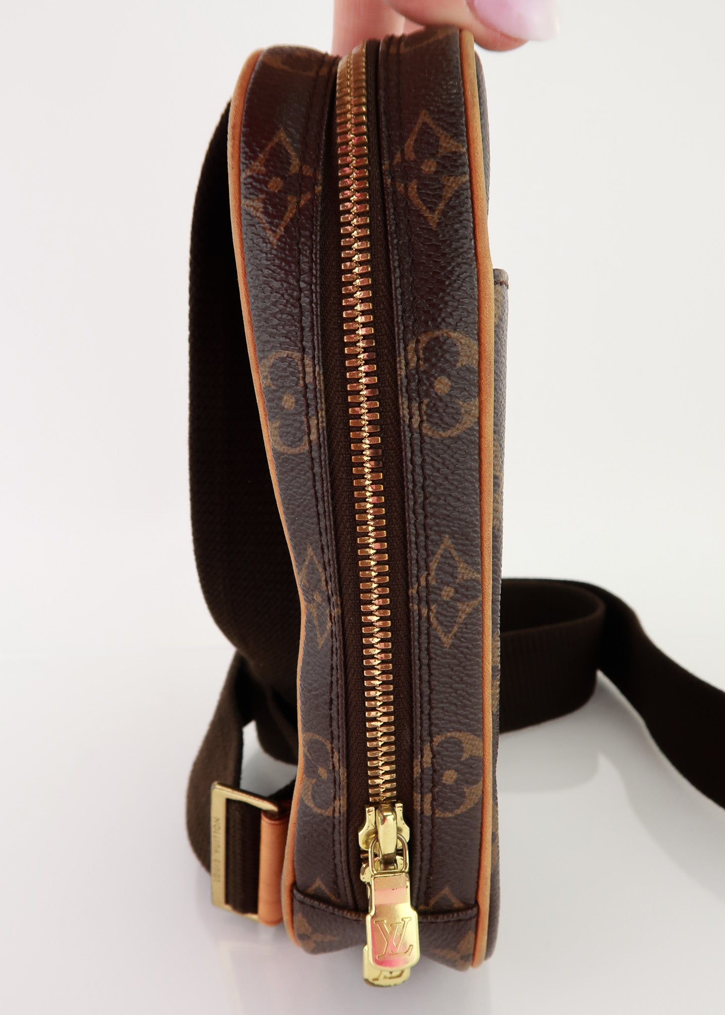 Louis Vuitton, Bags, Louis Vuitton Monogram Pochette Gange Shoulder Bag  M587 Lv Auth 38949