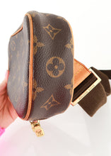 Load image into Gallery viewer, Louis Vuitton Monogram Pochette Gange