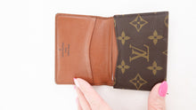 Load image into Gallery viewer, Louis Vuitton Monogram Card Holder