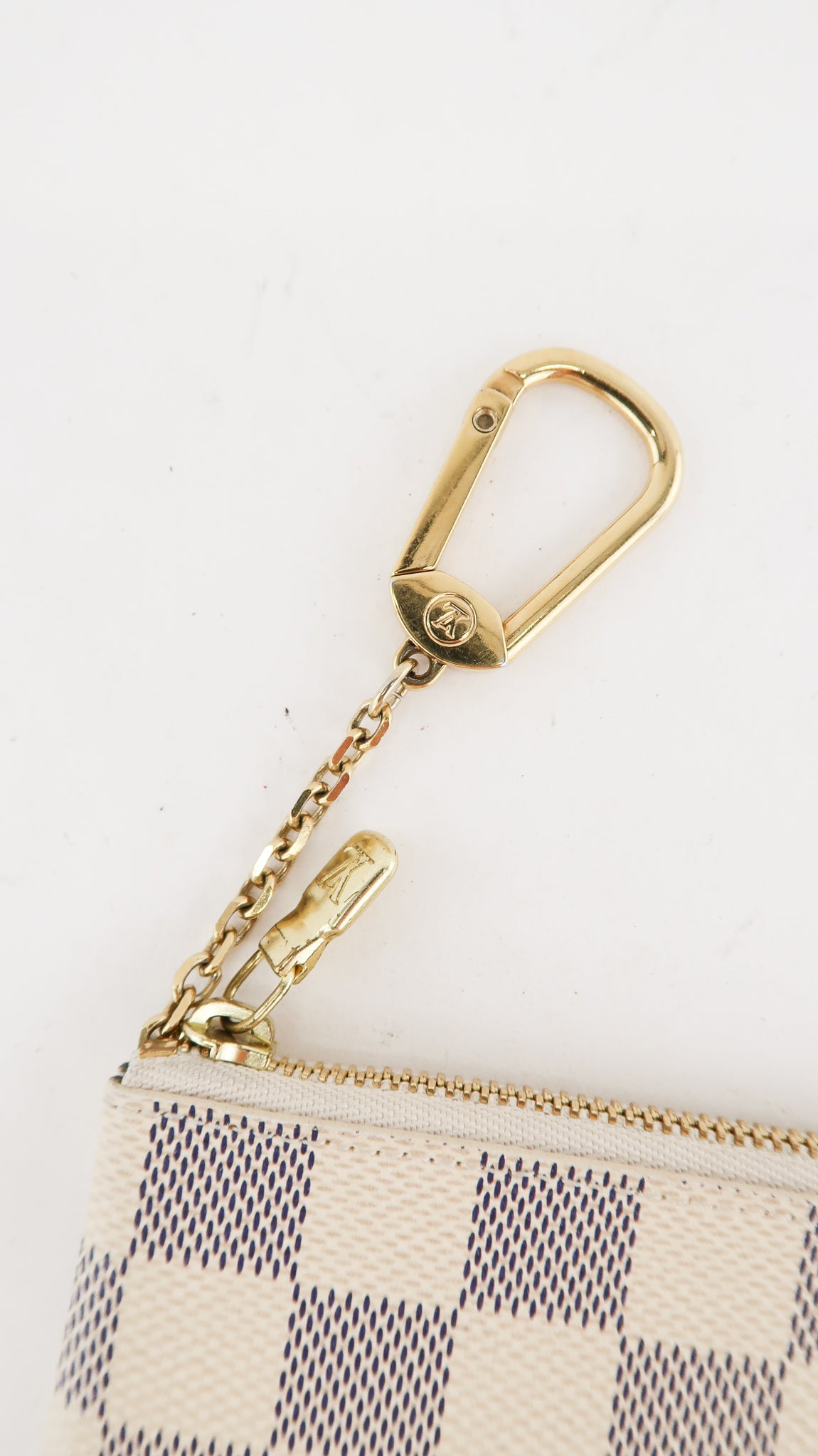 LOUIS VUITTON Damier Azur Porte Cles Illustre Trunk Key Holder