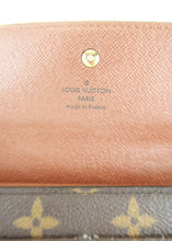 Load image into Gallery viewer, Louis Vuitton Monogram International Wallet