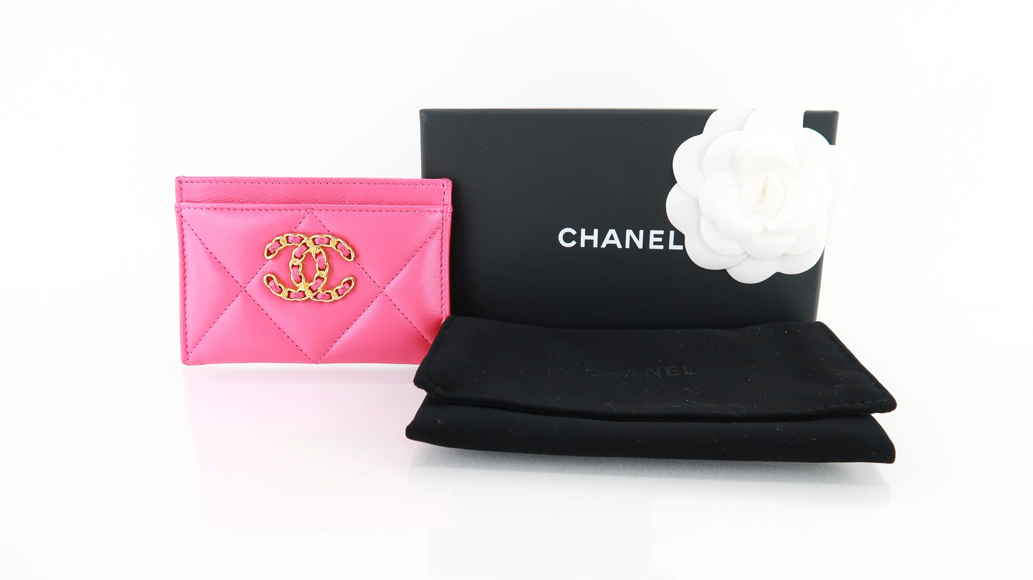 Chanel 19 Card Holder Dark Pink – DAC